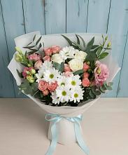Букет цветов из:  Розы, Лизиантусы и Хризантемы в Боголюбово