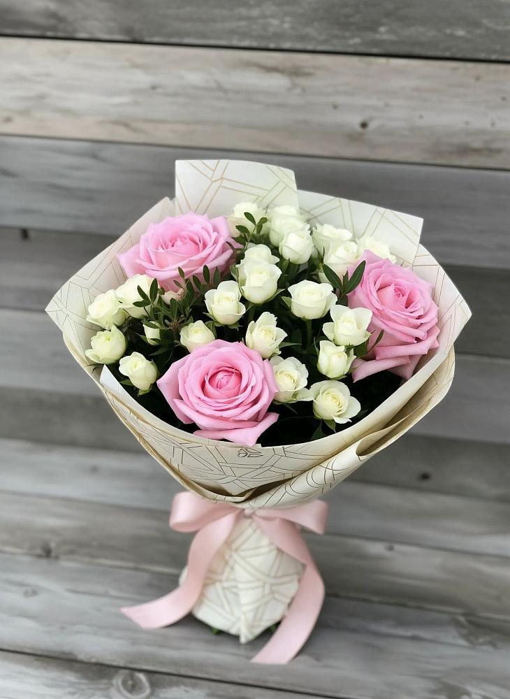 Букет цветов из: Розы в Боголюбово
