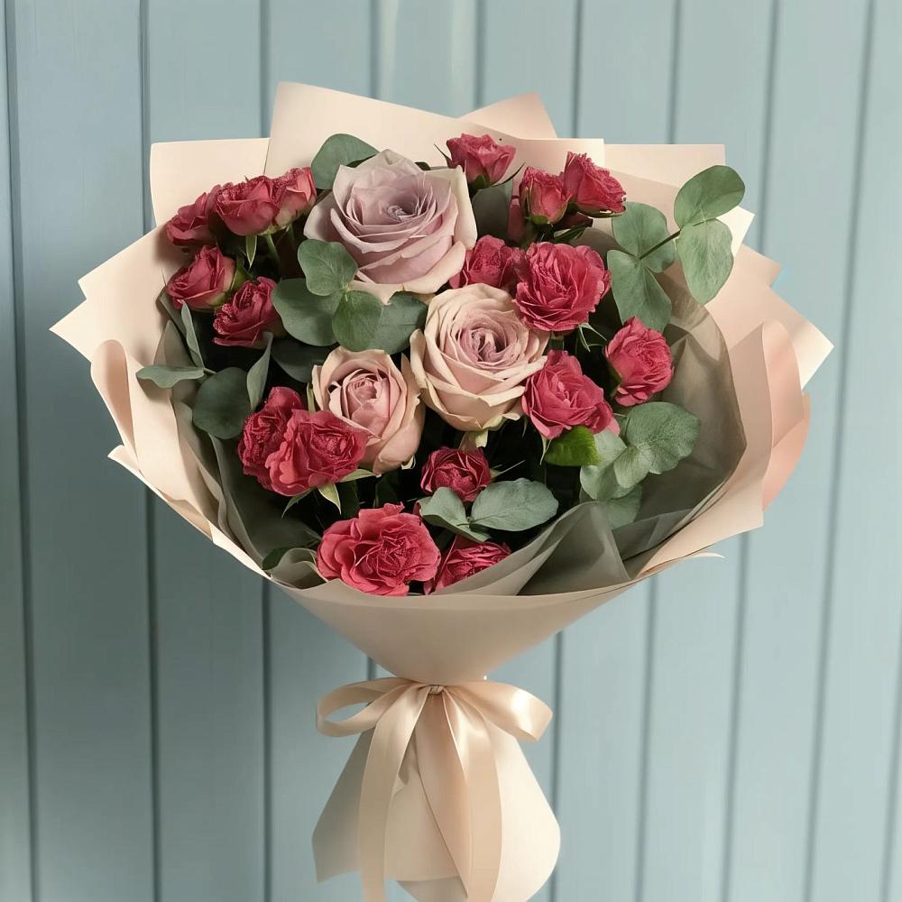 Букет цветов из: Гвоздики и Розы в Боголюбово