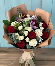 Букет цветов из:  Розы и Альстромерии в Боголюбово