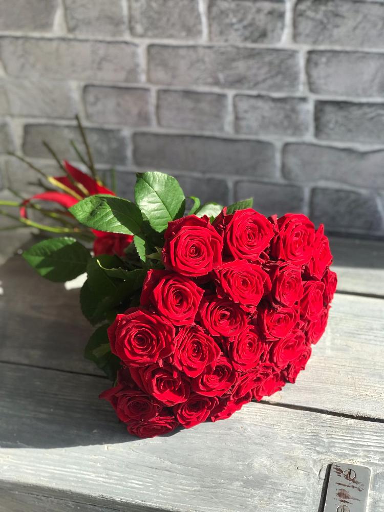 Букет Красные розы Фридом в Боголюбово