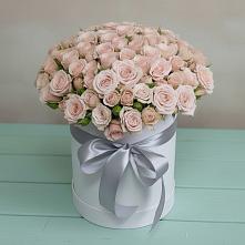 Цветочная композиция из Розы в шляпной коробке в Боголюбово