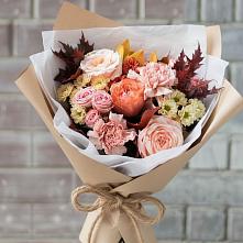 Букет цветов из:  Гвоздики, Хризантемы и Розы в Боголюбово