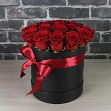 Цветочная композиция из Розы в шляпной коробке в Боголюбово