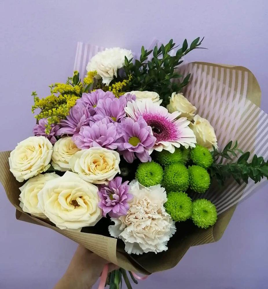 Букет цветов из: Хризантемы, Розы, Гвоздики и Герберы в Боголюбово