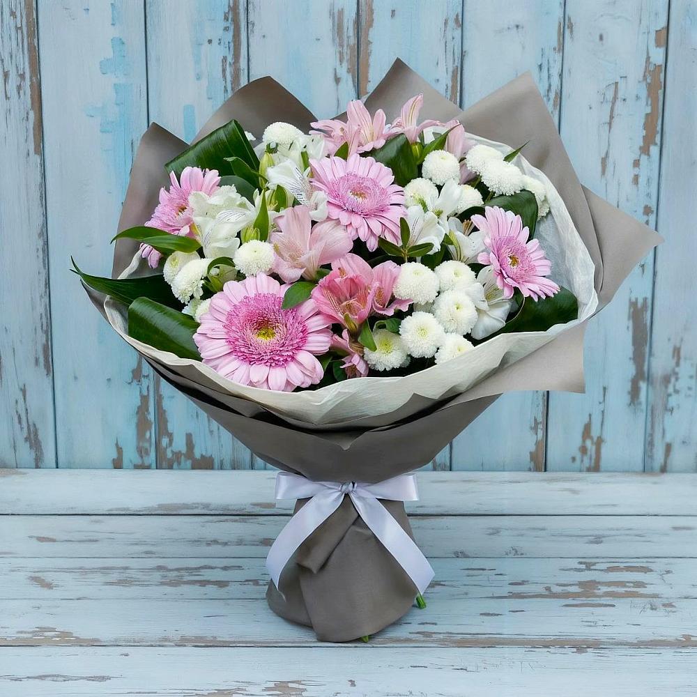 Букет цветов из: Герберы, Альстромерии и Хризантемы в Боголюбово
