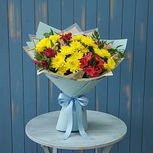 Букет цветов из:  Альстромерии и Хризантемы в Боголюбово