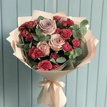 Букет цветов из:  Гвоздики и Розы в Боголюбово