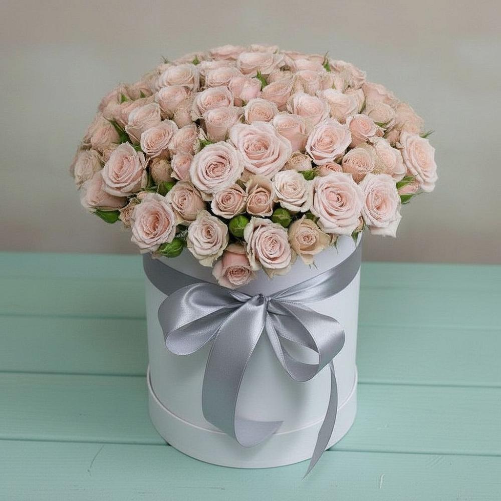 Цветочная композиция из Розы в шляпной коробке в Боголюбово